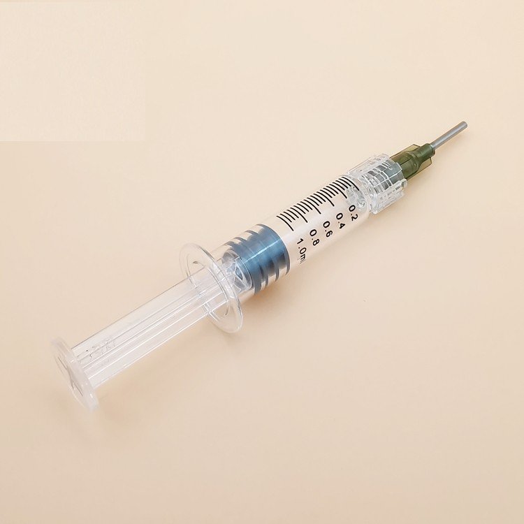 image of cbd glass syringe