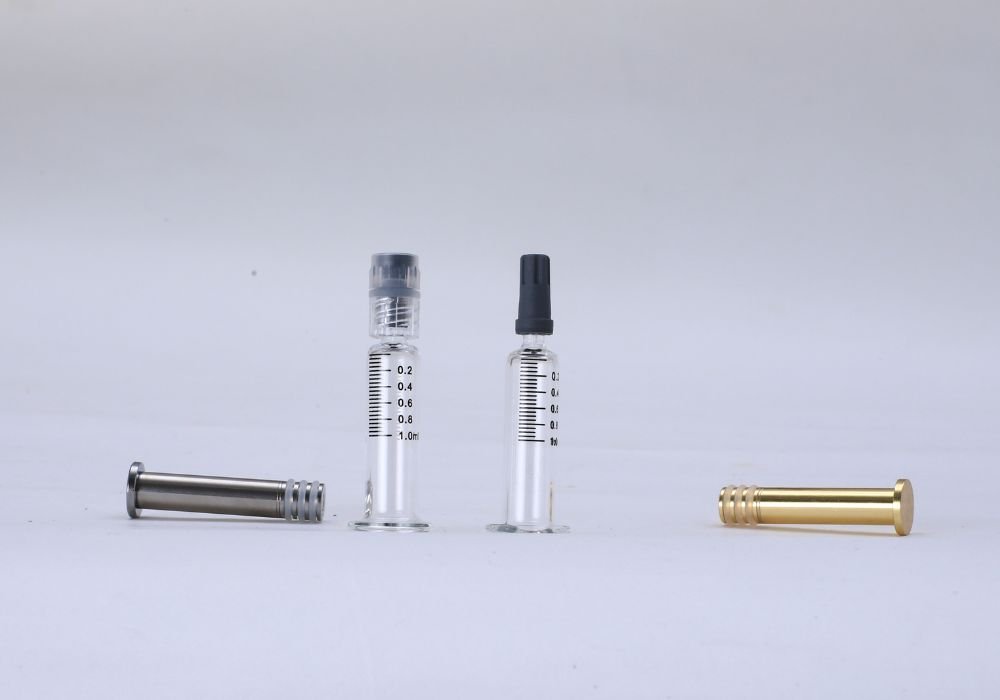 image of dab syringe with metal plunger