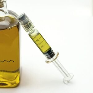 image of a CO2 oil syringe